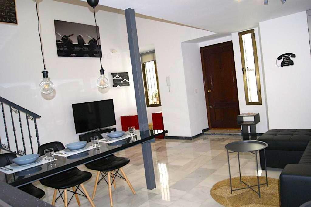 Fabuloso Loft En Centro Historico De Cordoba Con Parking Bajo Reserva Tendillas Mezquita-Catedral Luaran gambar
